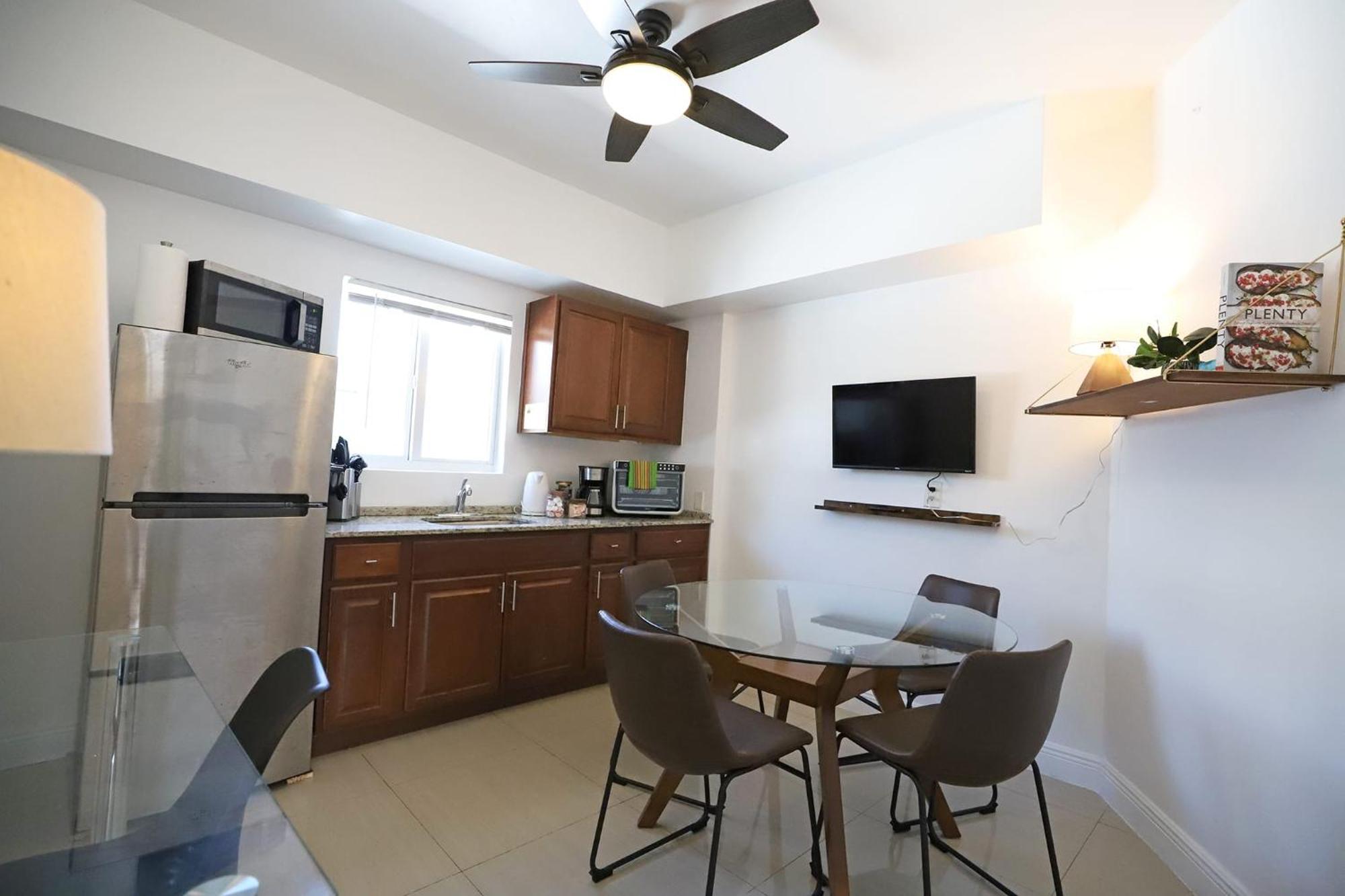 North Beach Steps To Sea Miami Apartment With Free Parking Family And Pet Friendly Miami Beach Buitenkant foto